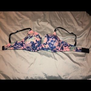 PINK wear everywhere lightly lined bra